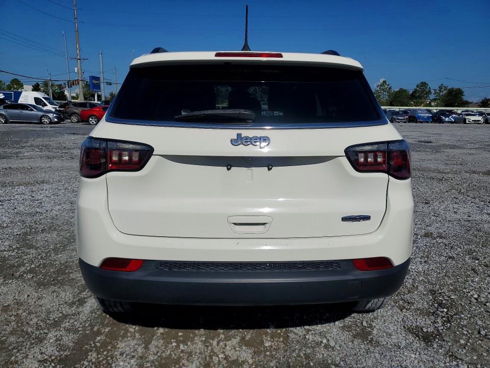 57184126 :رقم المزاد ، 3C4NJCBB1MT526844 vin ، 2021 Jeep Compass مزاد بيع
