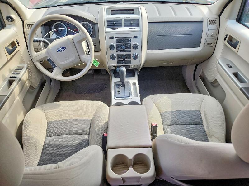 2008 Ford Escape მანქანა იყიდება აუქციონზე, vin: 1FMCU931X8KC32157, აუქციონის ნომერი: 56652426