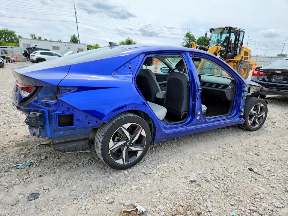 58220706 :رقم المزاد ، KMHLP4AG4PU566916 vin ، 2023 Hyundai Elantra مزاد بيع
