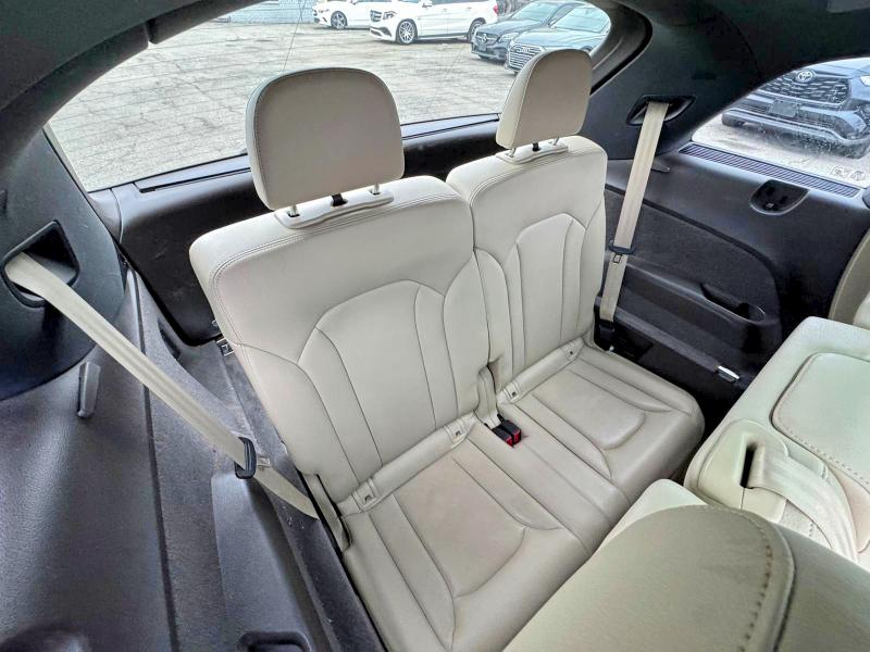 Продаж на аукціоні авто 2017 Audi Q7, vin: WA1LAAF7XHD031470, номер лоту: 59580066