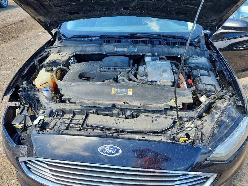 57150786 :رقم المزاد ، 3FA6P0LUXKR180729 vin ، 2019 Ford Fusion مزاد بيع