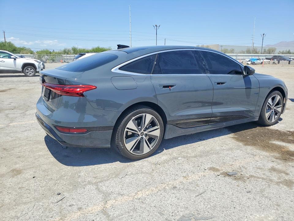 59383316 :رقم المزاد ، WAU2CAGH2SA024411 vin ، 2025 Audi A6 E-tron مزاد بيع