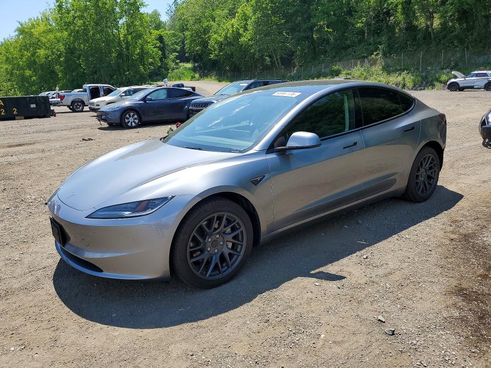 Auction sale of the 2025 Tesla Model 3, vin: 5YJ3E1EA8SF017610, lot number: 58997136