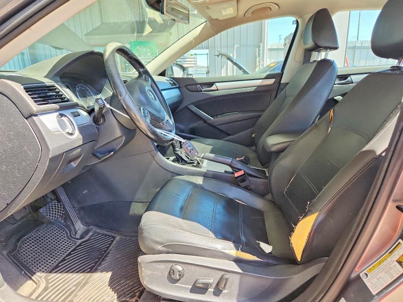 2012 Volkswagen Passat მანქანა იყიდება აუქციონზე, vin: 1VWBH7A38CC021813, აუქციონის ნომერი: 57579636