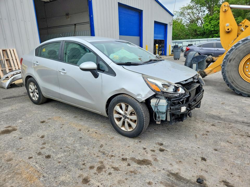 58330546 :رقم المزاد ، KNADM4A35H6062389 vin ، 2017 Kia Rio مزاد بيع