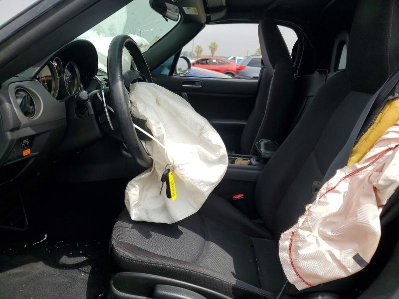 58122706 :رقم المزاد ، JM1NC2JF3B0215080 vin ، 2011 Mazda Mx-5 Miata مزاد بيع