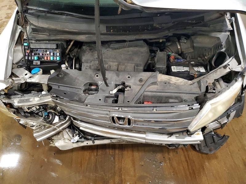 58661436 :رقم المزاد ، 5FNRL5H62BB042386 vin ، 2011 Honda Odyssey مزاد بيع