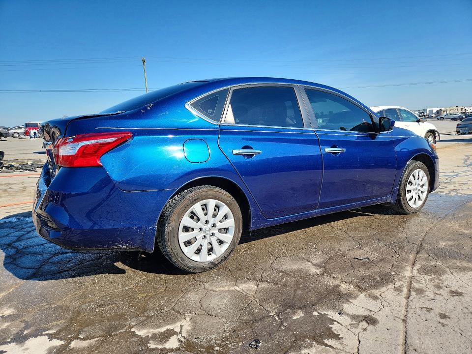 Продажа на аукционе авто 2016 Nissan Sentra, vin: 3N1AB7AP4GY214401, номер лота: 56064096