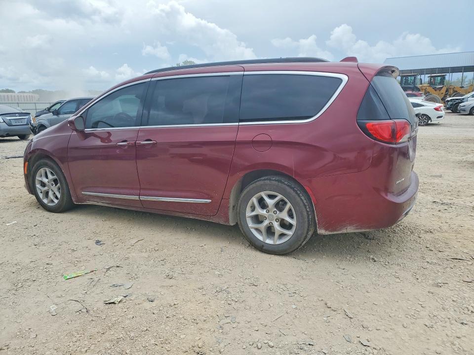 58495406 :رقم المزاد ، 2C4RC1BG9HR627618 vin ، 2017 Chrysler Pacifica مزاد بيع