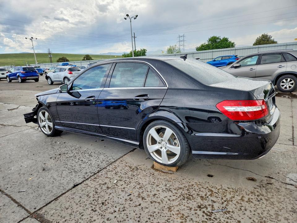 55439036 :رقم المزاد ، WDDHF8HB5AA118570 vin ، 2010 Mercedes-benz E مزاد بيع