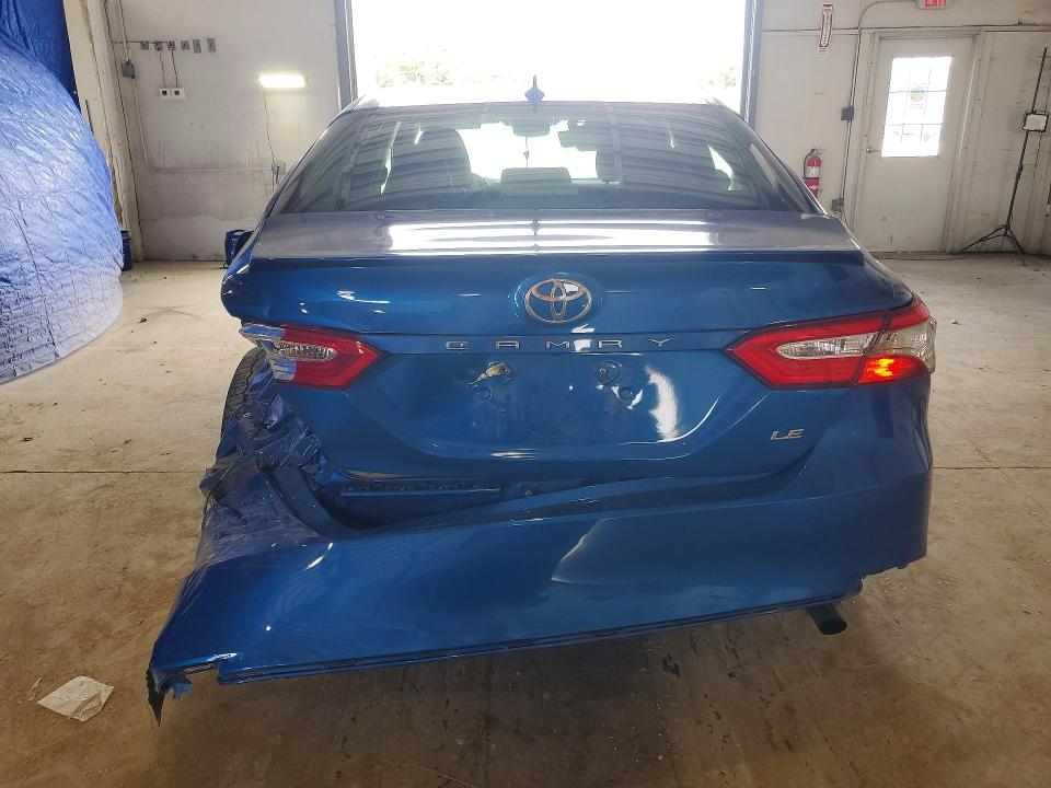 55518216 :رقم المزاد ، 4T1L11AK8LU300829 vin ، 2020 Toyota Camry مزاد بيع