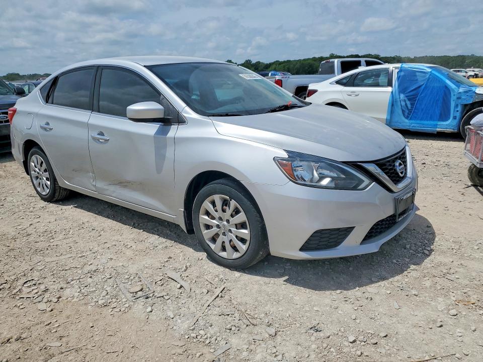 56588046 :رقم المزاد ، 3N1AB7AP2JY321454 vin ، 2018 Nissan Sentra مزاد بيع
