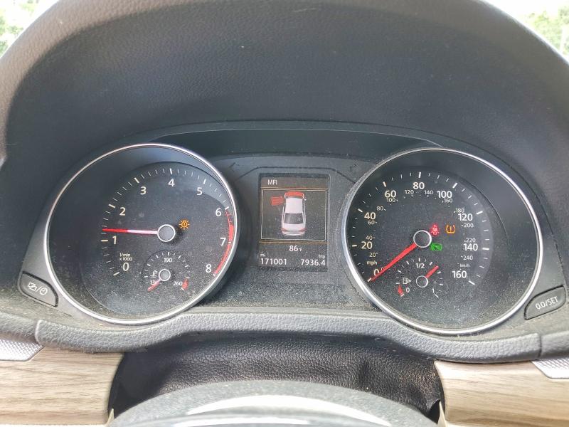 57315446 :رقم المزاد ، 1VWCT7A33HC063476 vin ، 2017 Volkswagen Passat مزاد بيع
