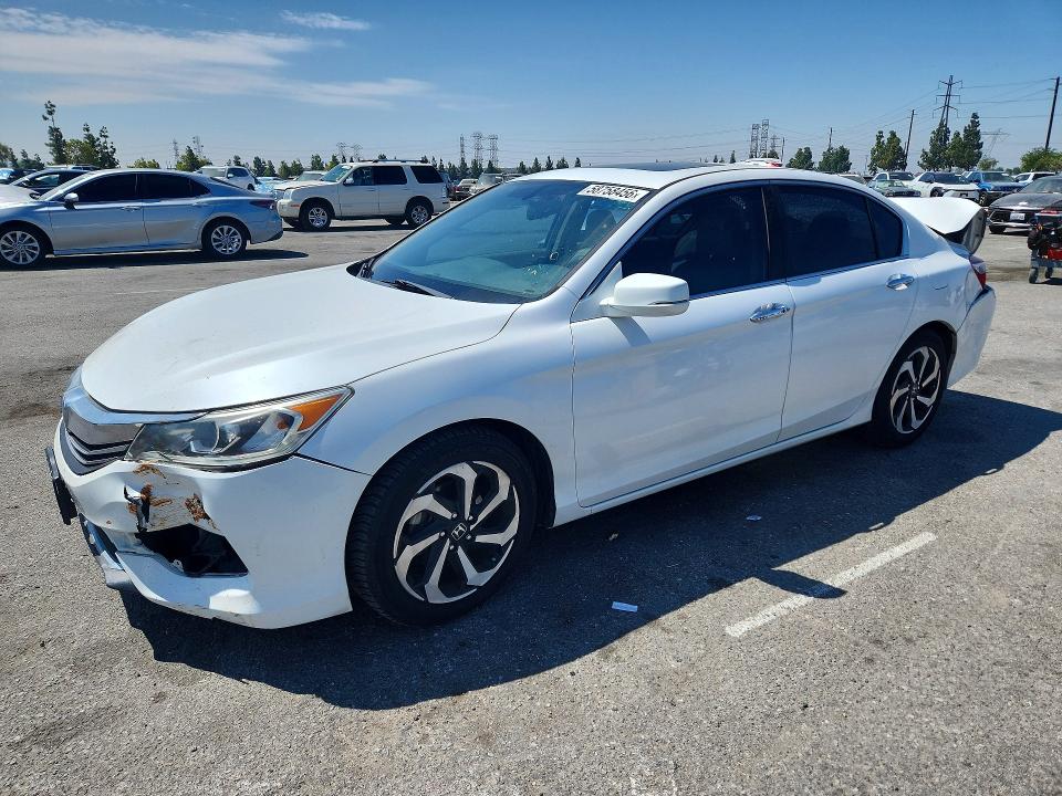 Auction sale of the 2016 Honda Accord, vin: 1HGCR3F84GA005239, lot number: 58758456