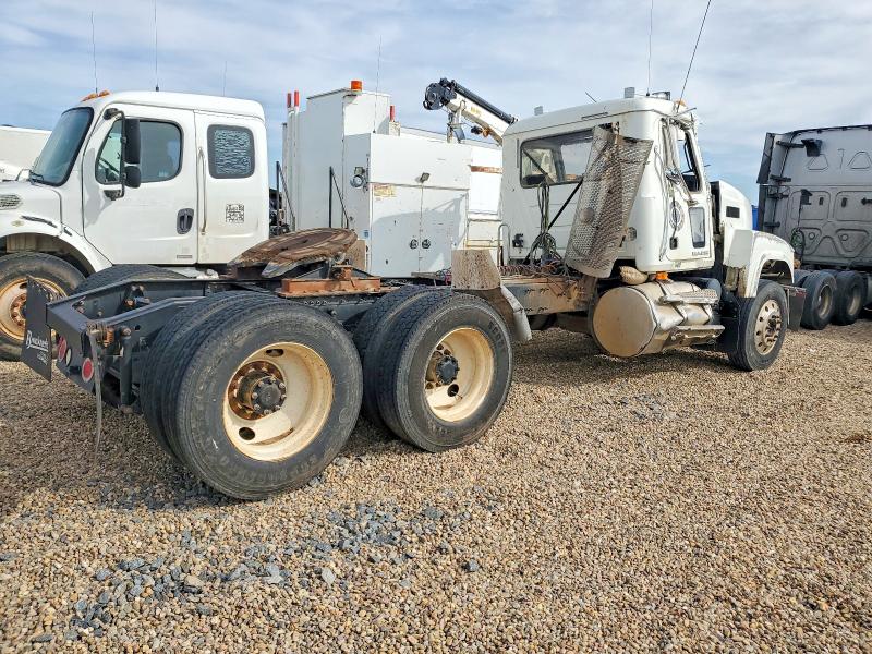 Продажа на аукционе авто 2010 Mack Chu613, vin: 1M1AN09Y1AN005405, номер лота: 55643266