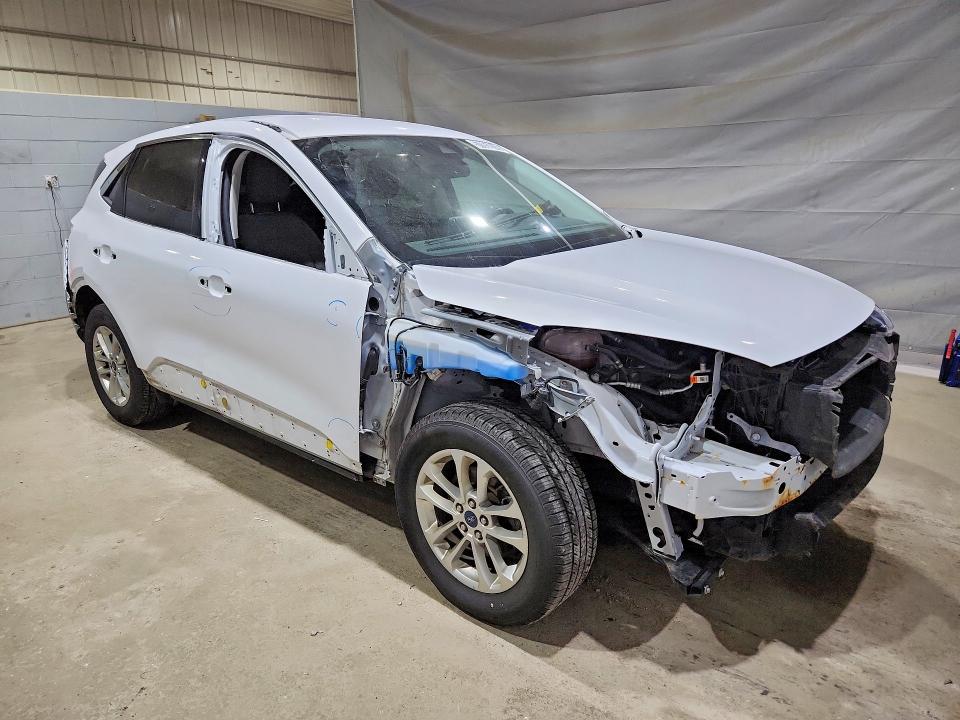 Продажа на аукционе авто 2022 Ford Escape, vin: 1FMCU9G63NUA75433, номер лота: 57852816