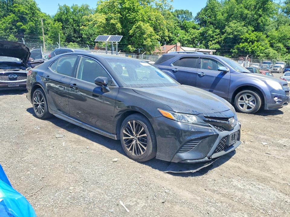 Продажа на аукционе авто 2018 Toyota Camry, vin: 4T1B11HK9JU073181, номер лота: 54945676