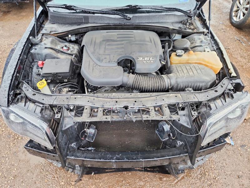 2019 Chrysler 300 მანქანა იყიდება აუქციონზე, vin: 2C3CCABG5KH686060, აუქციონის ნომერი: 57178956