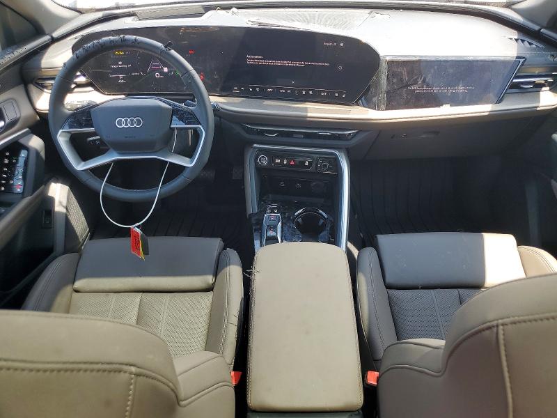 58739196 :رقم المزاد ، WA13AAGU0S2043098 vin ، 2025 Audi Q5 مزاد بيع