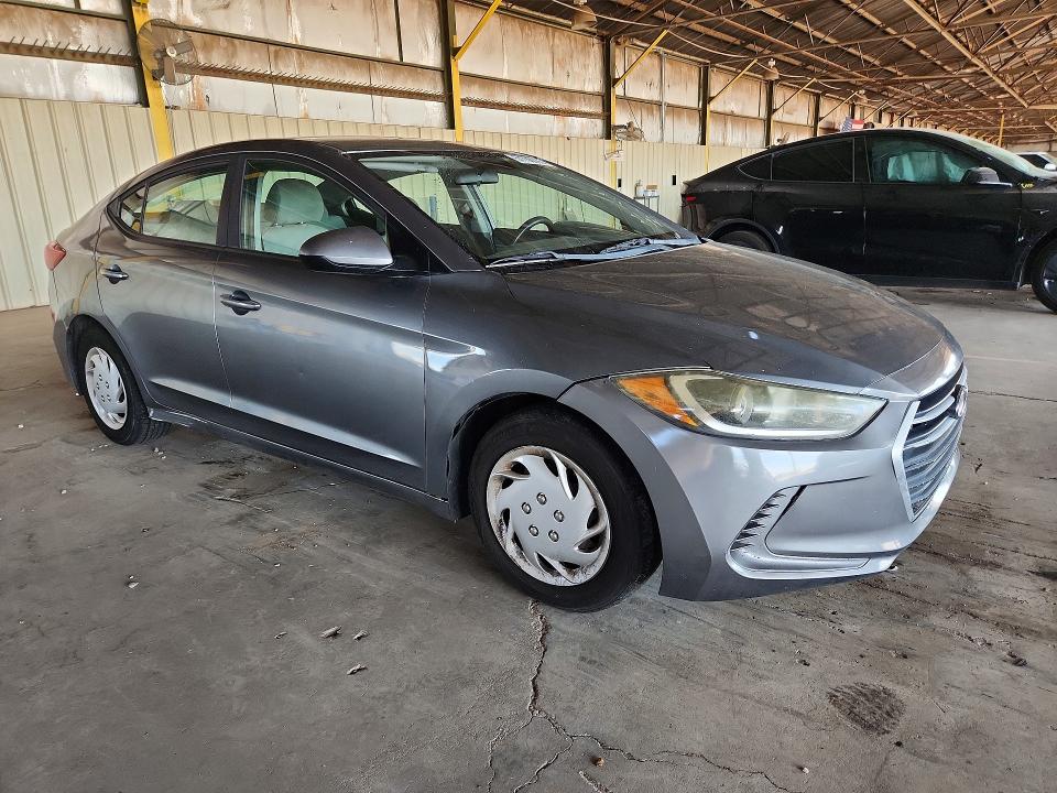 57730016 :رقم المزاد ، KMHD74LF2HU085959 vin ، 2017 Hyundai Elantra مزاد بيع