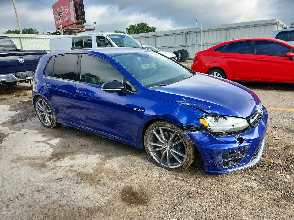 56451556 :رقم المزاد ، WVWVF7AU3HW143239 vin ، 2017 Volkswagen Golf R مزاد بيع