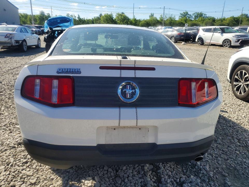54810736 :رقم المزاد ، 1ZVBP8AN3A5121166 vin ، 2010 Ford Mustang مزاد بيع