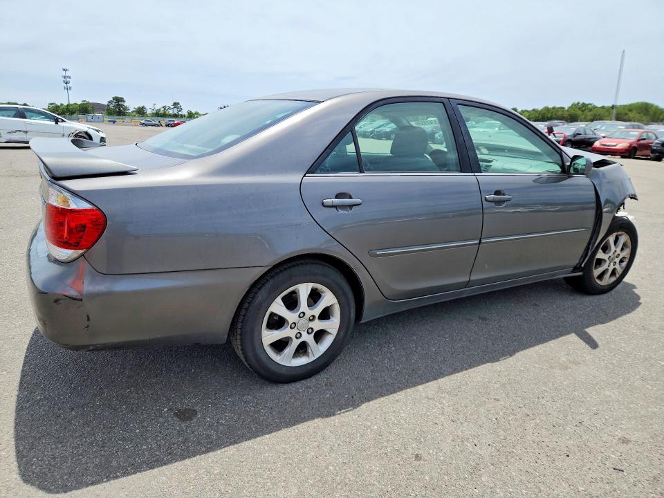 57415506 :رقم المزاد ، 4T1BE30K25U554665 vin ، 2005 Toyota Camry مزاد بيع