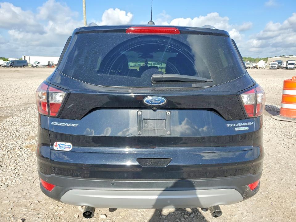 Продажа на аукционе авто 2017 Ford Escape, vin: 1FMCU0J98HUD84298, номер лота: 56999836