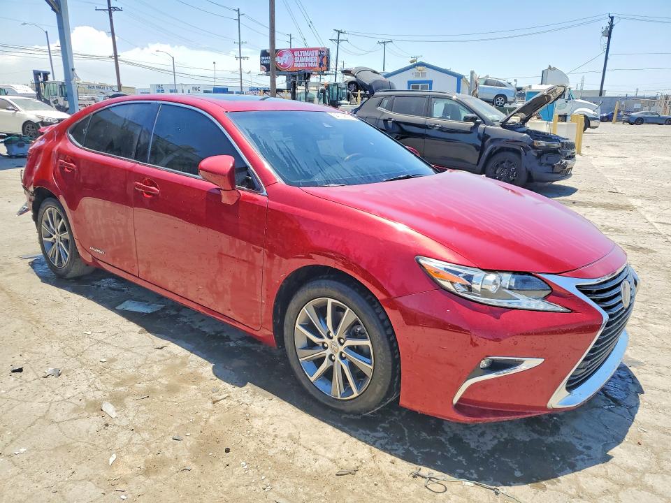 54709896 :رقم المزاد ، JTHBW1GG7G2108922 vin ، 2016 Lexus Es مزاد بيع