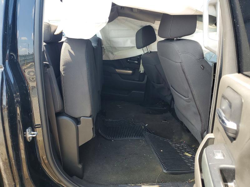 Продажа на аукционе авто 2018 Chevrolet Silverado, vin: 3GCUKREC2JG390910, номер лота: 58579446