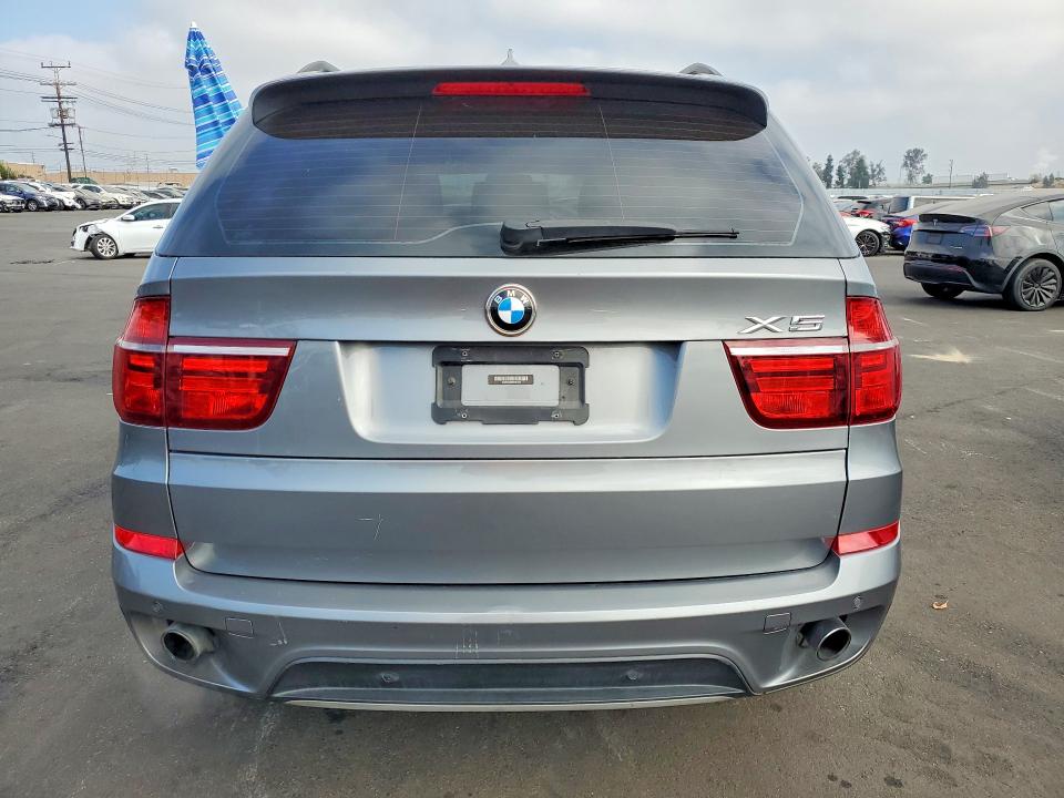 2013 Bmw X5 მანქანა იყიდება აუქციონზე, vin: 5UXZV4C55D0G51932, აუქციონის ნომერი: 57936896