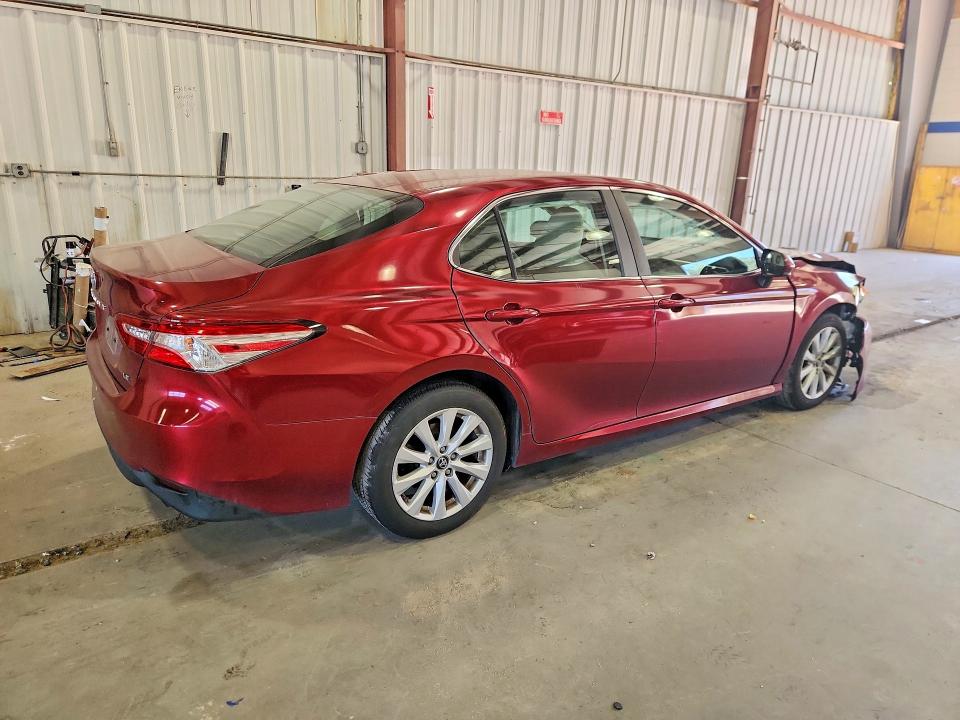 Продаж на аукціоні авто 2018 Toyota Camry, vin: 4T1B11HK1JU664038, номер лоту: 55308976