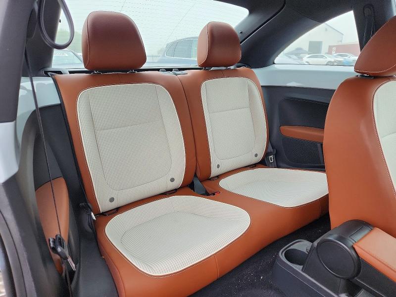 Продажа на аукционе авто 2017 Volkswagen Beetle, vin: 3VWJ17AT0HM603961, номер лота: 58884116