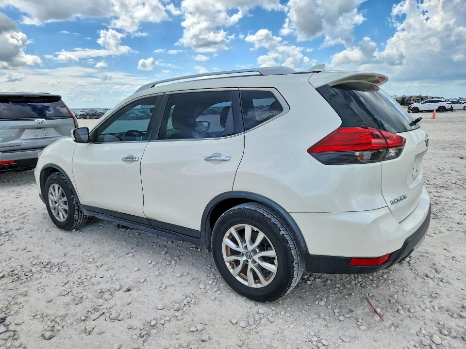 2017 Nissan Rogue მანქანა იყიდება აუქციონზე, vin: JN8AT2MT0HW385326, აუქციონის ნომერი: 57065096
