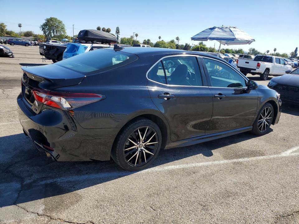 Продажа на аукционе авто 2021 Toyota Camry, vin: 4T1G11AK2MU581030, номер лота: 59074506