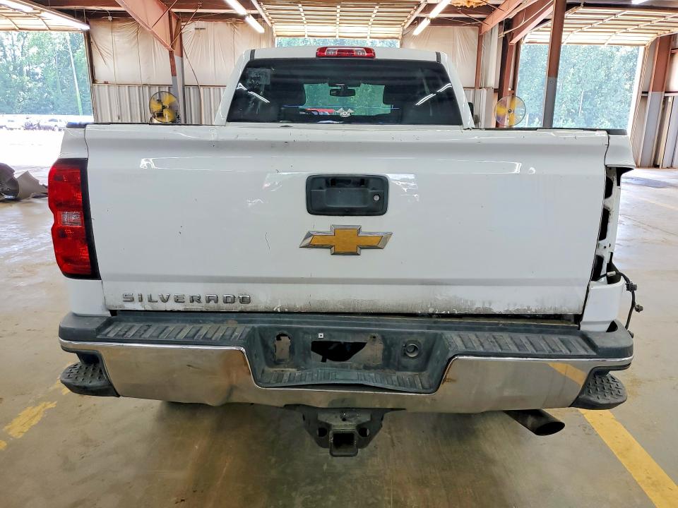 58886326 :رقم المزاد ، 1GC2CUEG9JZ351807 vin ، 2018 Chevrolet Silverado مزاد بيع