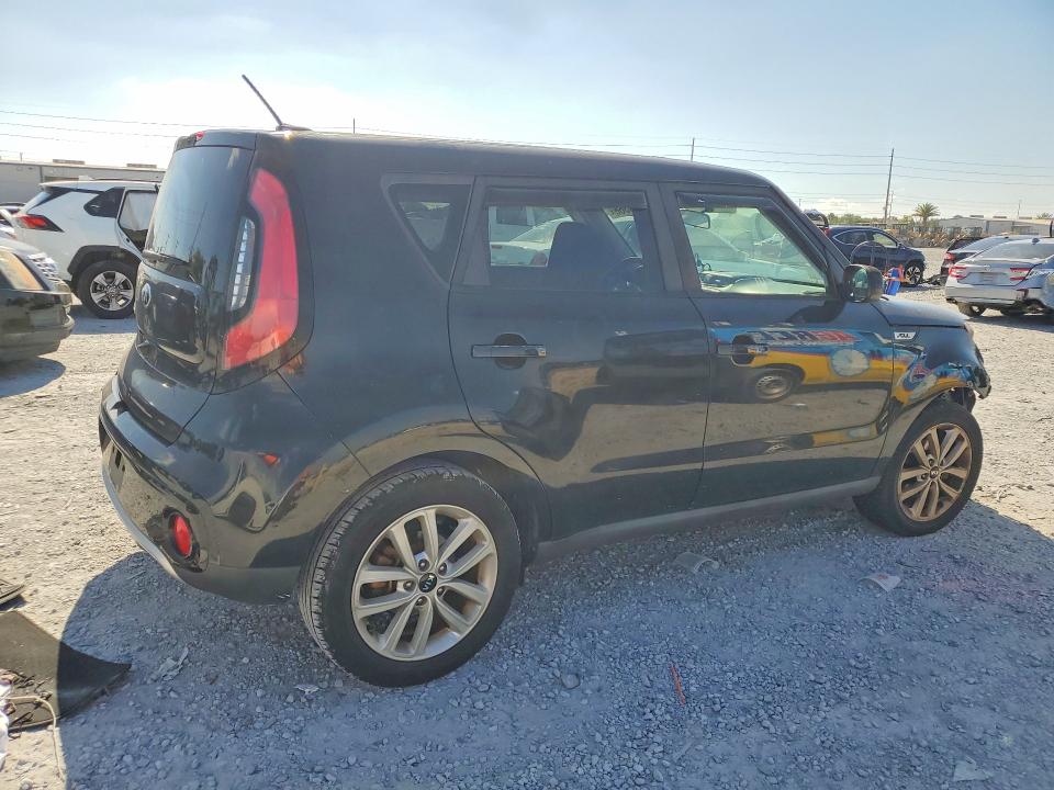 2017 Kia Soul მანქანა იყიდება აუქციონზე, vin: KNDJP3A53H7442186, აუქციონის ნომერი: 58269366