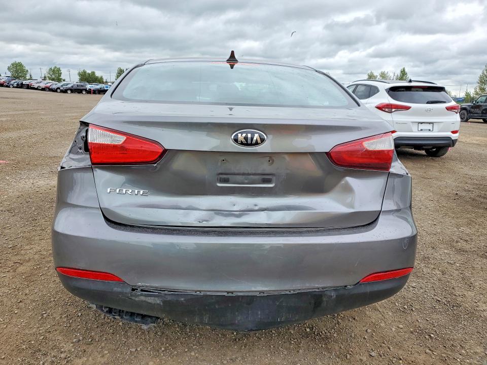2015 Kia Forte მანქანა იყიდება აუქციონზე, vin: KNAFX4A67F5324796, აუქციონის ნომერი: 58083486
