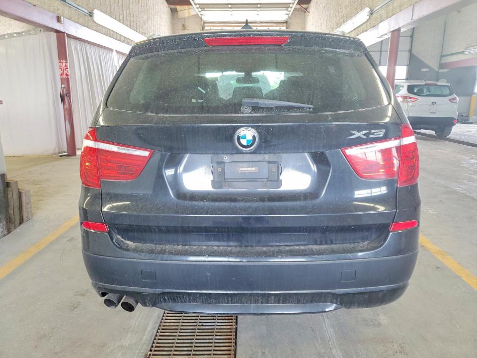 2011 Bmw X3 მანქანა იყიდება აუქციონზე, vin: 5UXWX5C50BL700983, აუქციონის ნომერი: 55011986