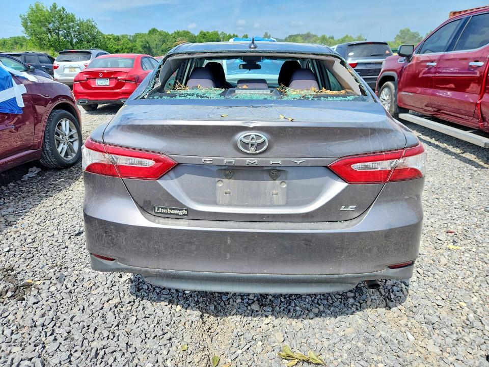 56477236 :رقم المزاد ، 4T1C11AK3LU925235 vin ، 2020 Toyota Camry مزاد بيع