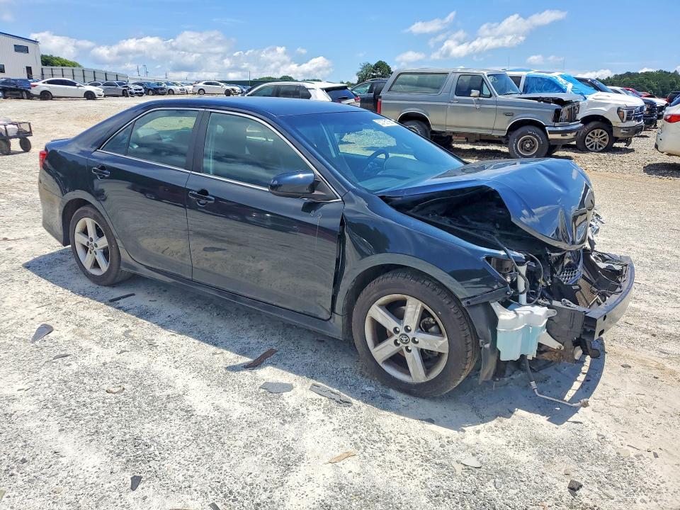 55705156 :رقم المزاد ، 4T1BF1FK2CU112443 vin ، 2012 Toyota Camry مزاد بيع