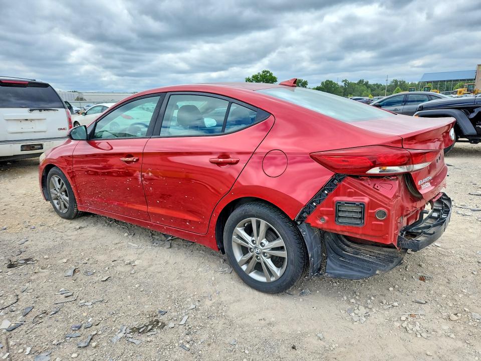57708196 :رقم المزاد ، 5NPD84LF7HH111032 vin ، 2017 Hyundai Elantra مزاد بيع