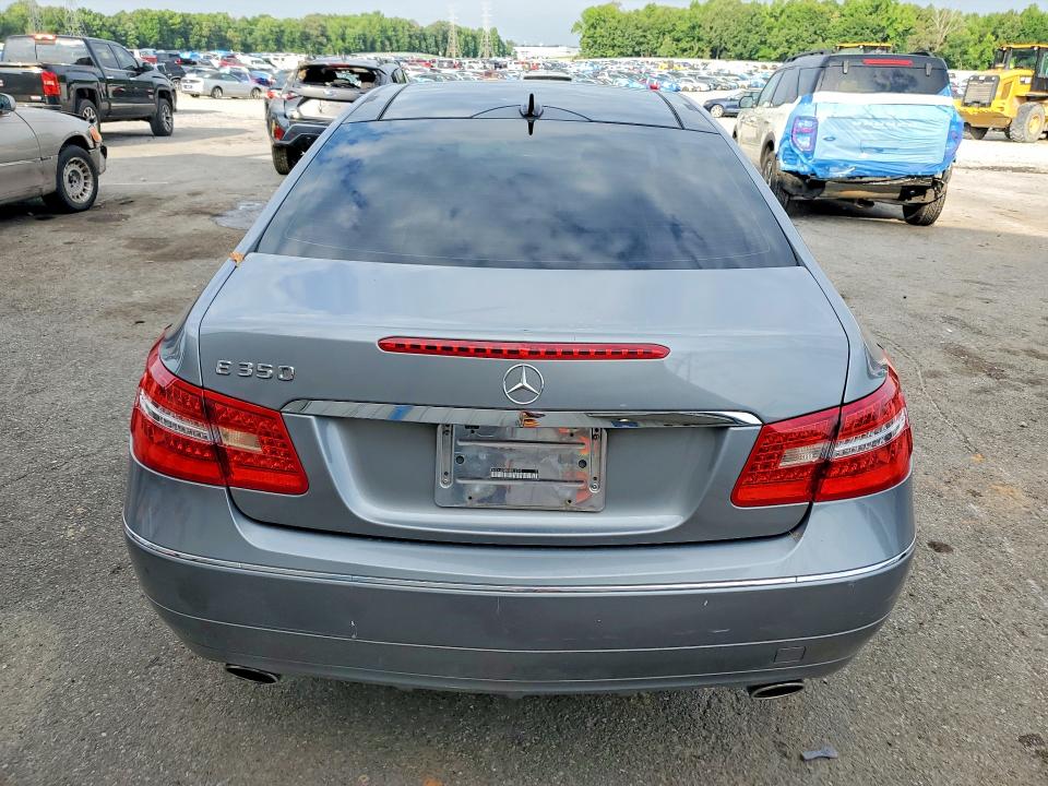 2010 Mercedes-benz E მანქანა იყიდება აუქციონზე, vin: WDDKJ5GB0AF018142, აუქციონის ნომერი: 58110776