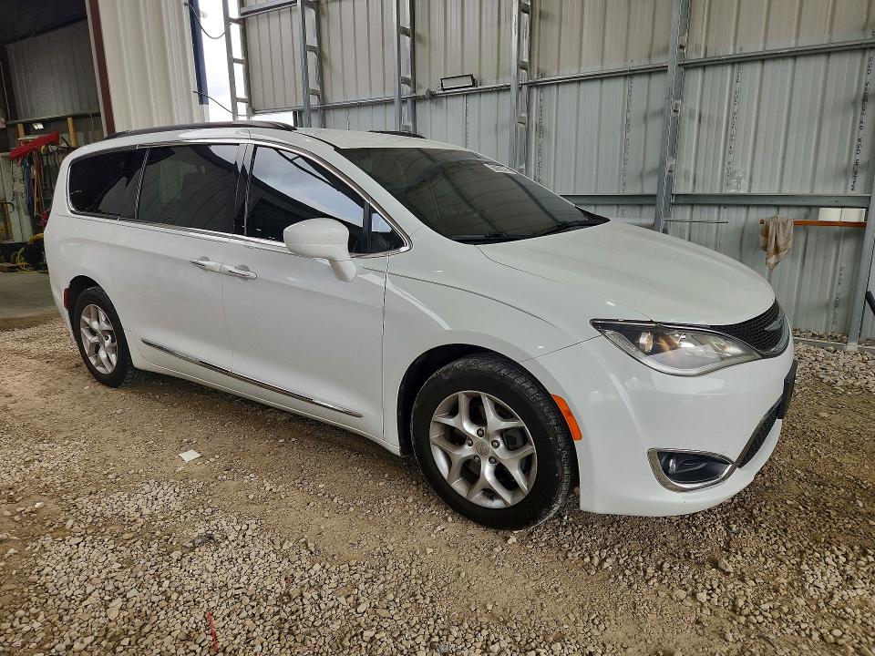 Продаж на аукціоні авто 2017 Chrysler Pacifica, vin: 2C4RC1BG5HR541979, номер лоту: 58565576