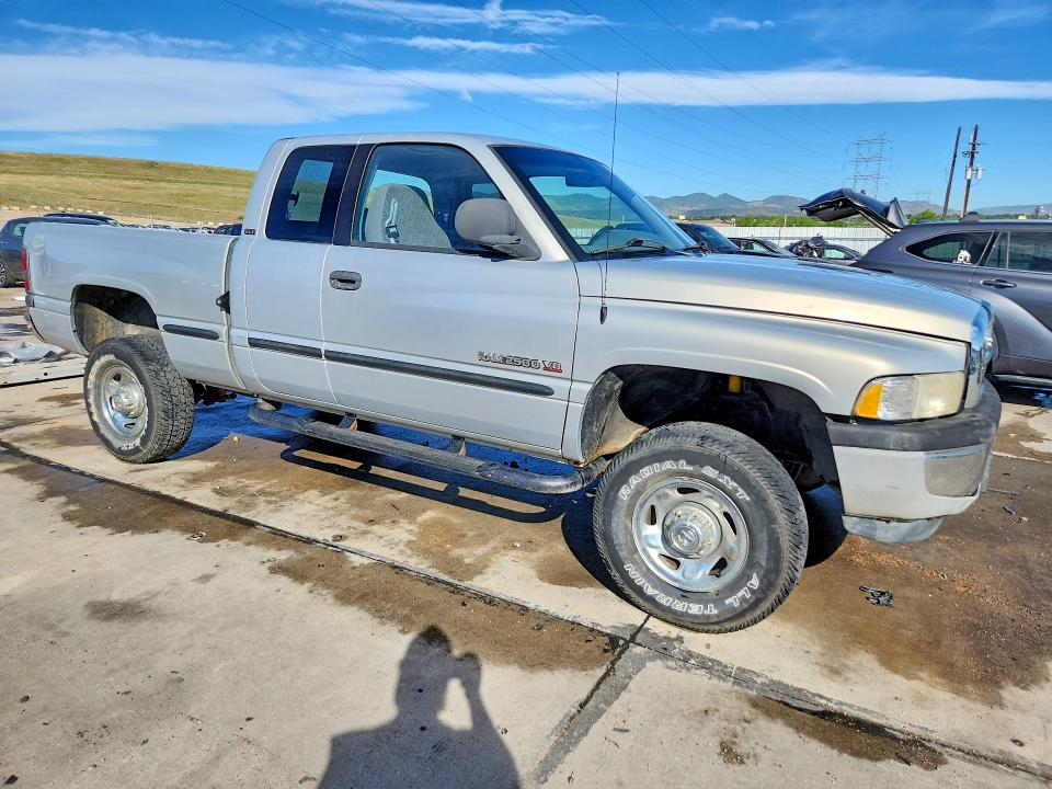 1999 Dodge Ram 2500 მანქანა იყიდება აუქციონზე, vin: 1B7KF23ZXXJ606715, აუქციონის ნომერი: 55965086