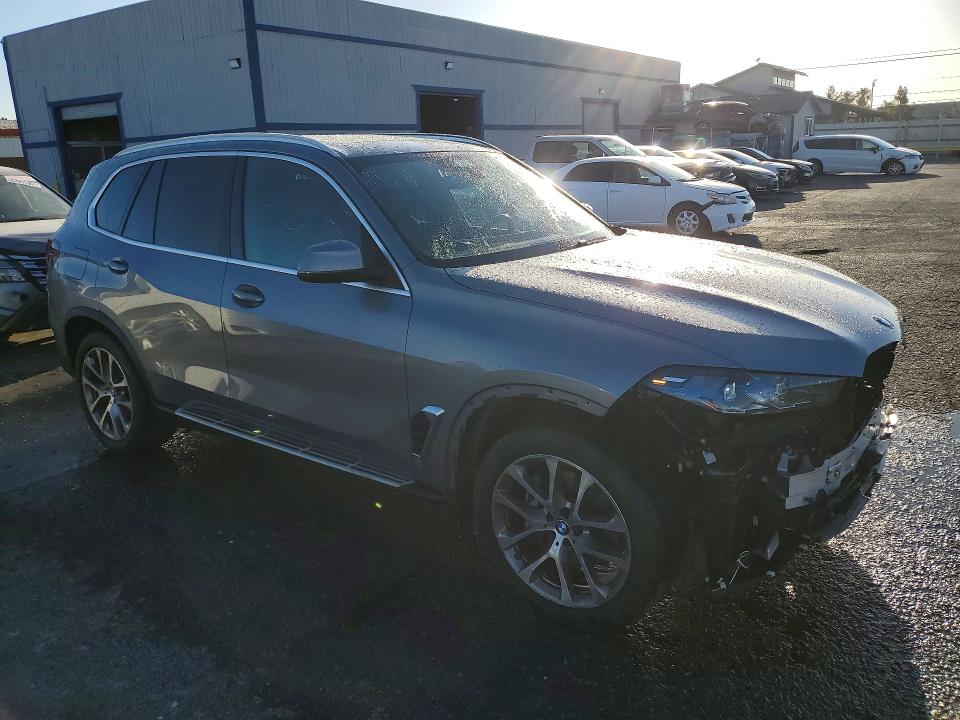55765386 :رقم المزاد ، 5UX13EU05T9065654 vin ، 2026 Bmw X5 مزاد بيع