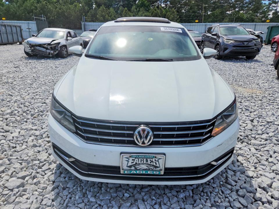 Продаж на аукціоні авто 2017 Volkswagen Passat, vin: 1VWBT7A32HC017617, номер лоту: 56395096