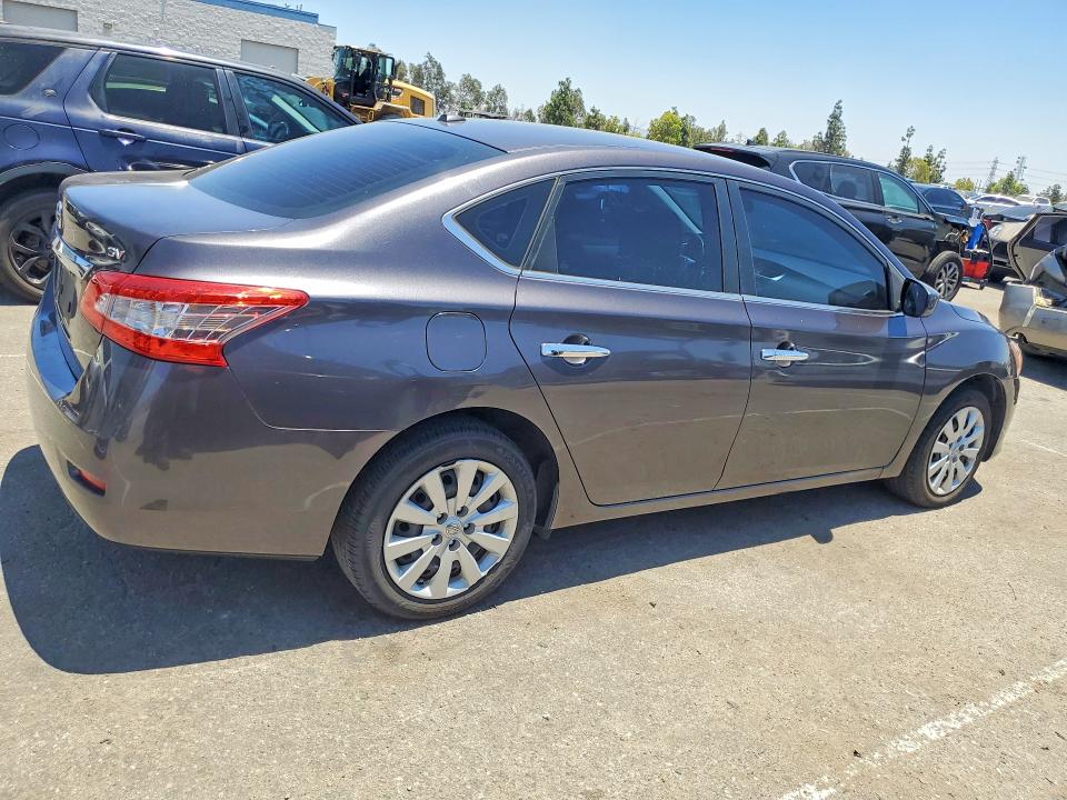 2015 Nissan Sentra მანქანა იყიდება აუქციონზე, vin: 3N1AB7AP3FL633741, აუქციონის ნომერი: 59002716