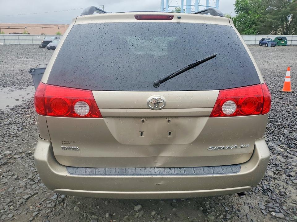2006 Toyota Sienna მანქანა იყიდება აუქციონზე, vin: 5TDZA22C56S451129, აუქციონის ნომერი: 58352456