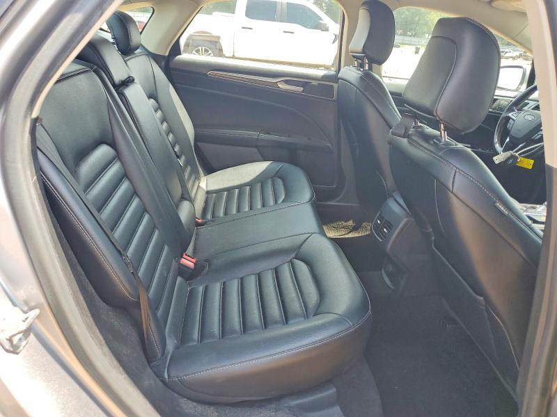 57858786 :رقم المزاد ، 3FA6P0CD7LR137161 vin ، 2020 Ford Fusion مزاد بيع